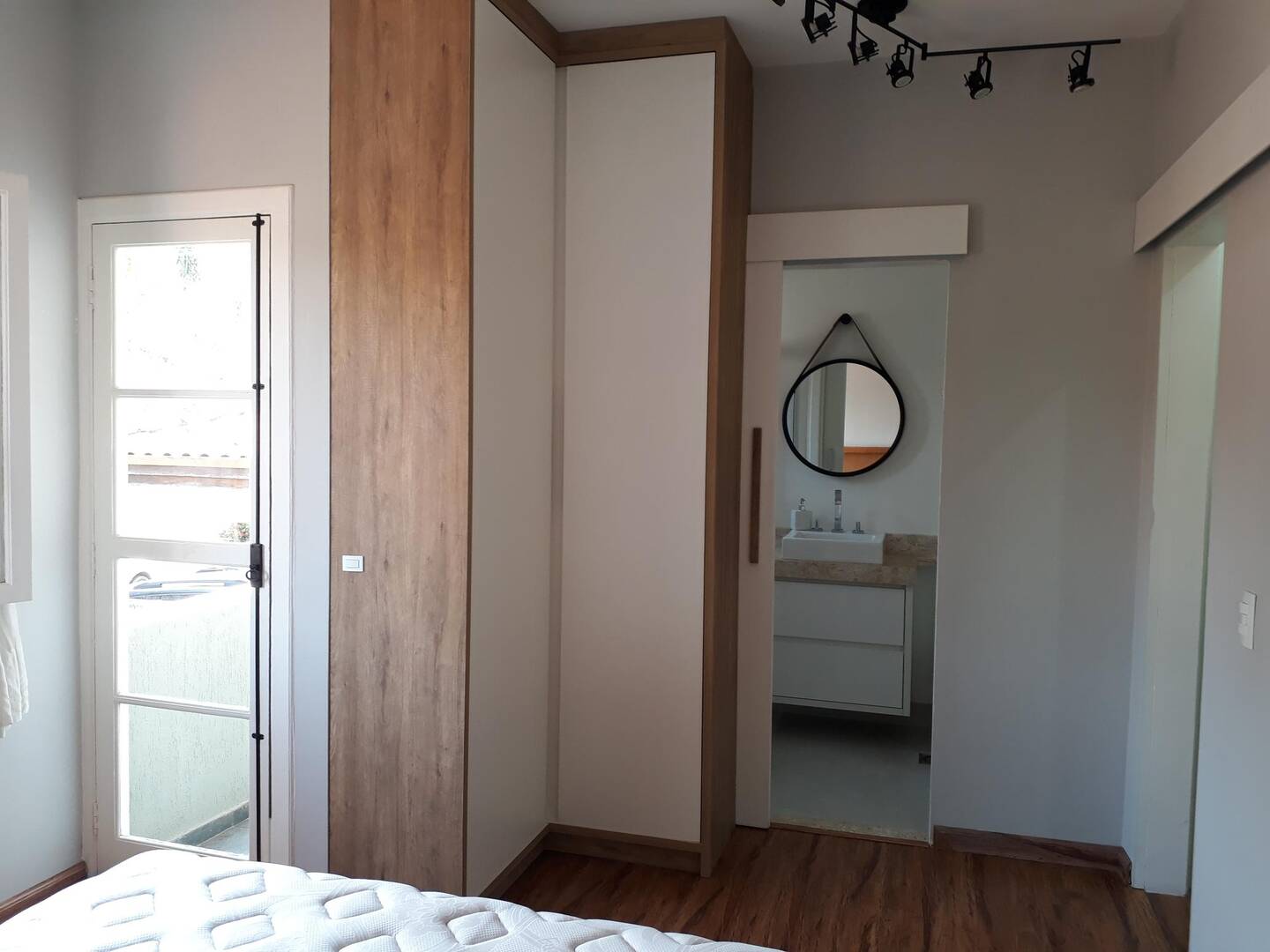 Casa de Condomínio para alugar com 3 quartos, 180m² - Foto 19