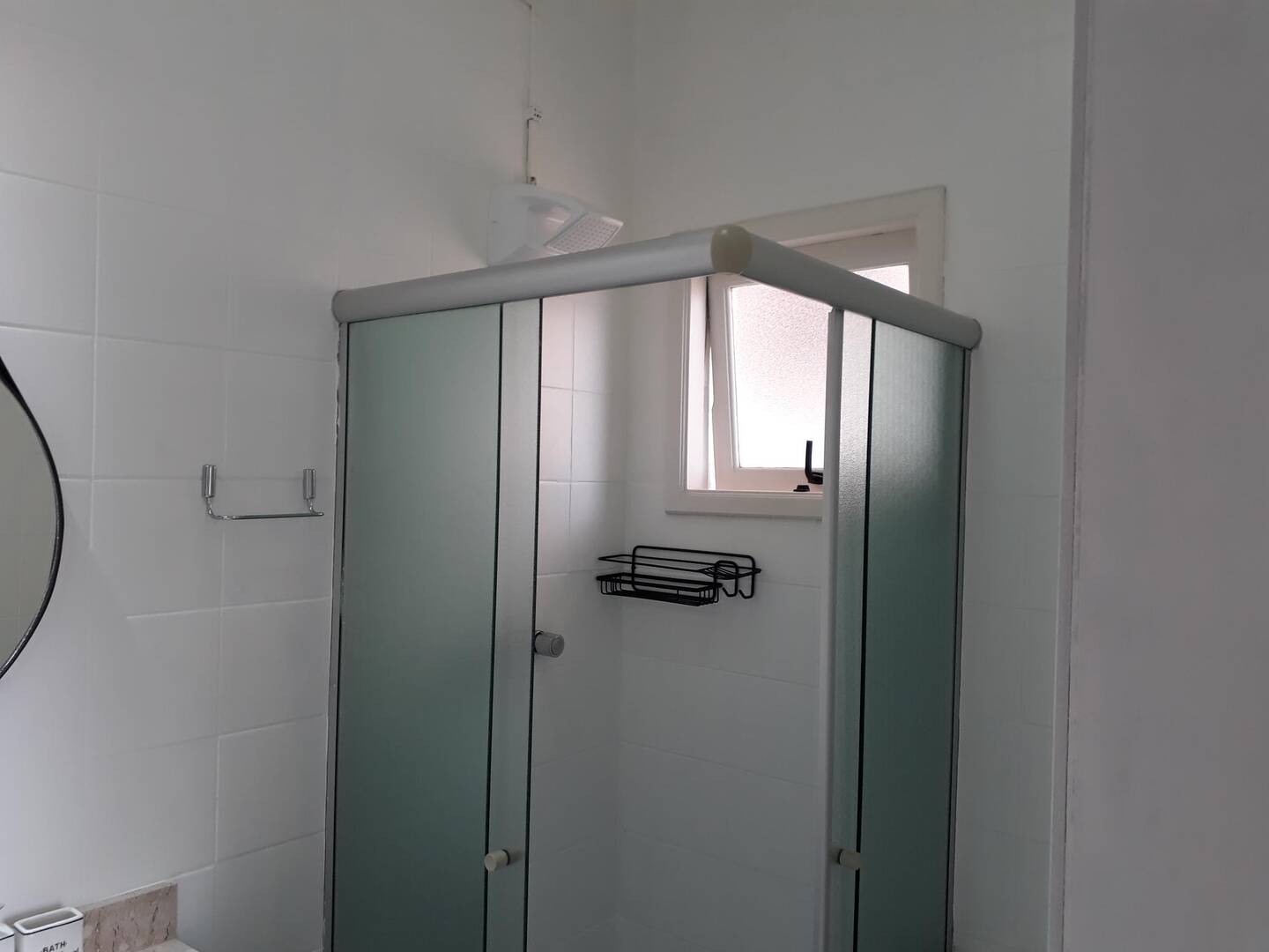 Casa de Condomínio para alugar com 3 quartos, 180m² - Foto 27