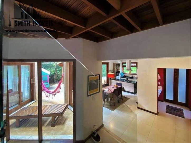 Casa de Condomínio à venda com 3 quartos, 310m² - Foto 5