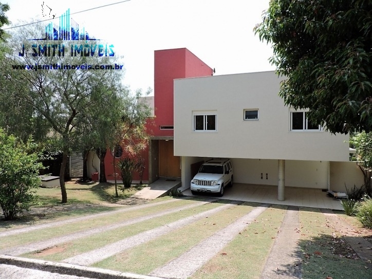 Casa de Condomínio à venda com 4 quartos, 428m² - Foto 1