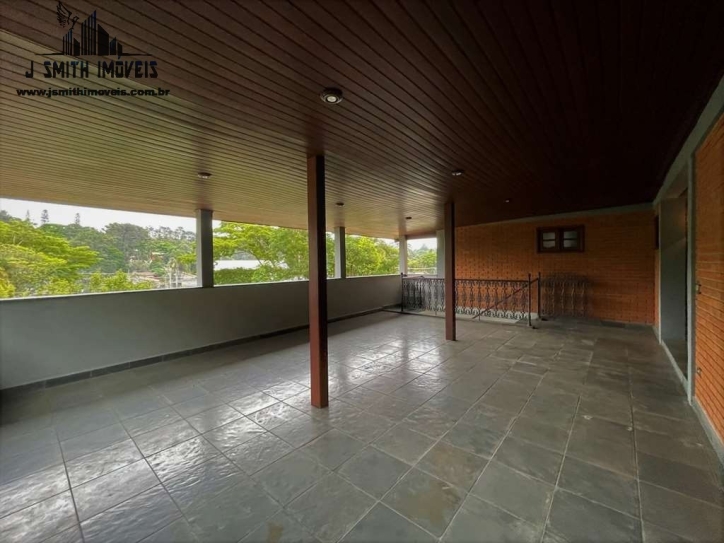 Casa à venda com 4 quartos, 742m² - Foto 2