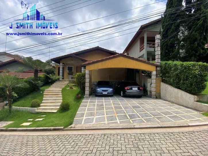 Casa de Condomínio à venda com 3 quartos, 361m² - Foto 2