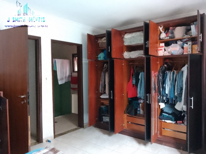 Casa de Condomínio à venda com 5 quartos, 300m² - Foto 12