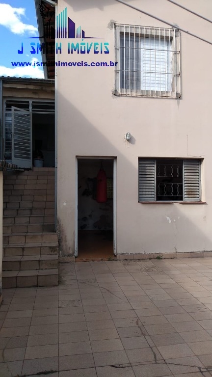 Casa à venda com 2 quartos, 171m² - Foto 11