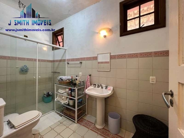 Casa de Condomínio à venda e aluguel com 4 quartos, 600m² - Foto 41