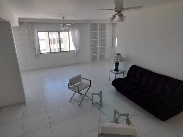 Apartamento para Venda em Guarujá - 4