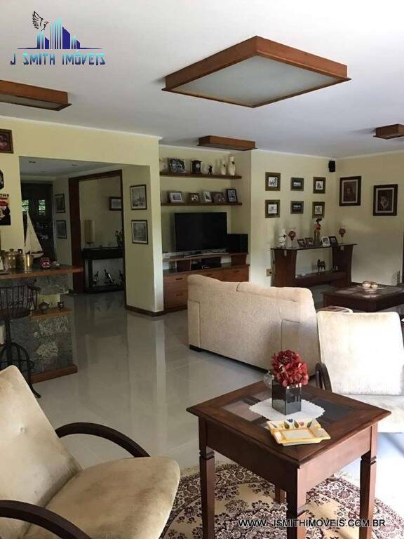 Casa de Condomínio à venda com 4 quartos, 700m² - Foto 4