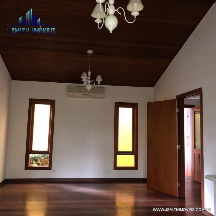 Casa de Condomínio à venda com 3 quartos, 600m² - Foto 5