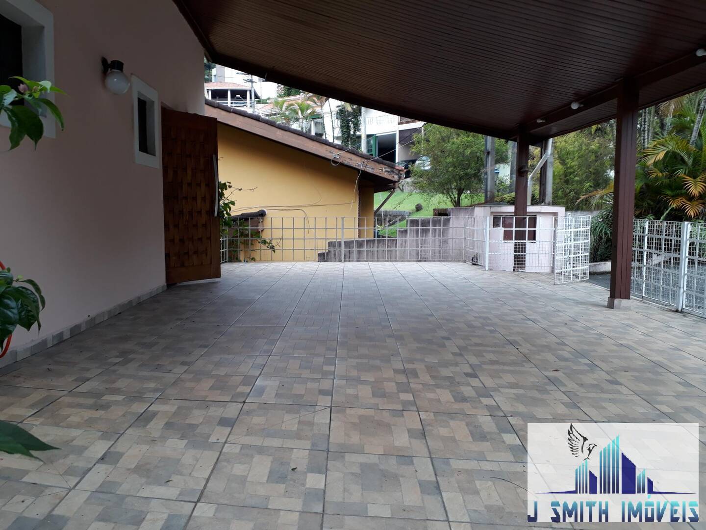 Casa de Condomínio à venda com 3 quartos, 395m² - Foto 3