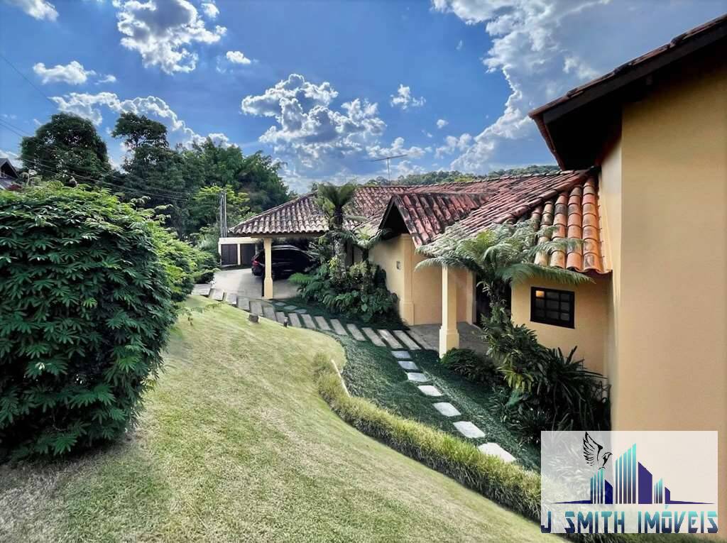 Casa à venda com 4 quartos, 586m² - Foto 4