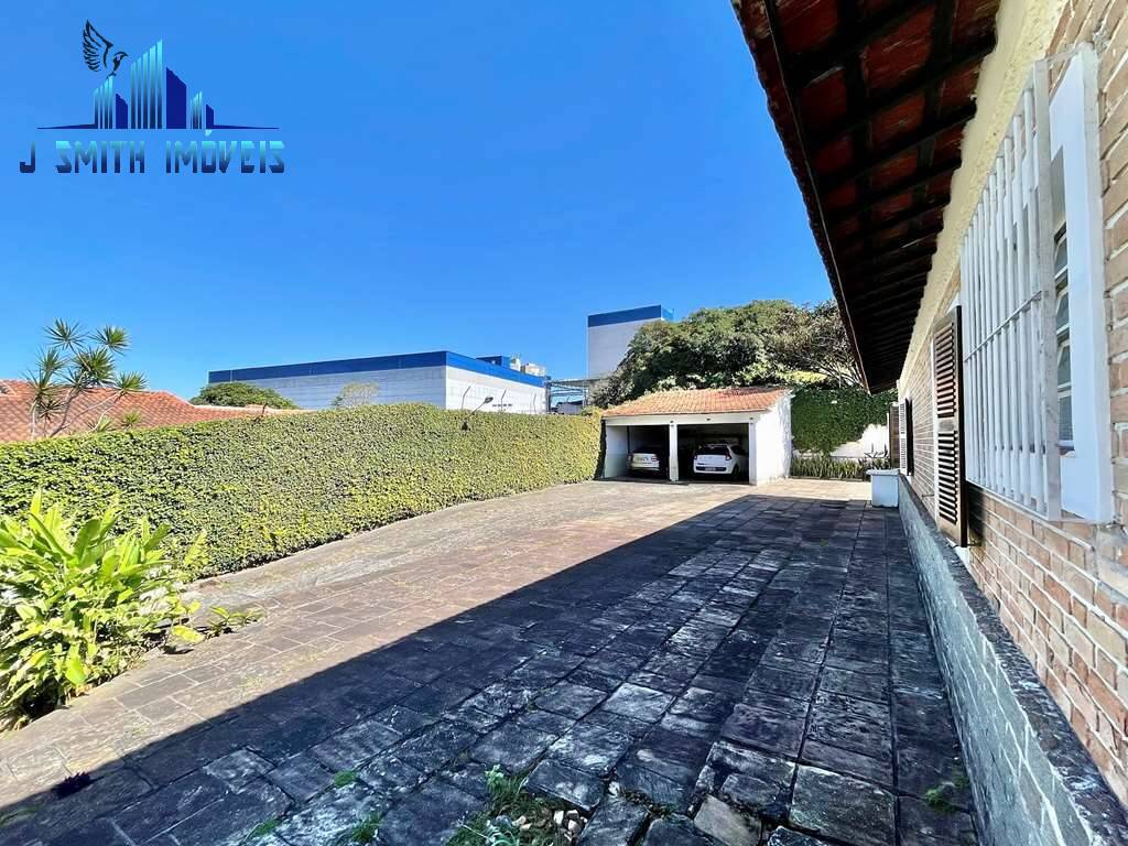 Casa à venda com 3 quartos, 184m² - Foto 20