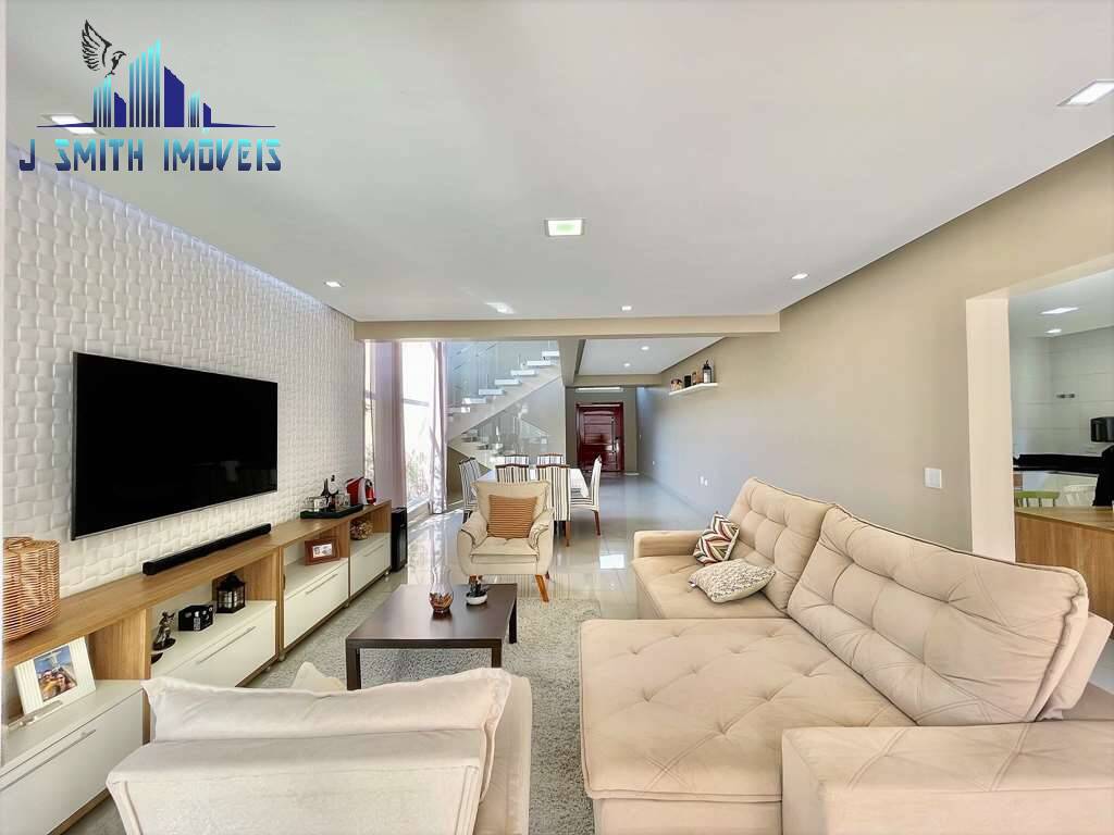 Casa à venda com 4 quartos, 315m² - Foto 4