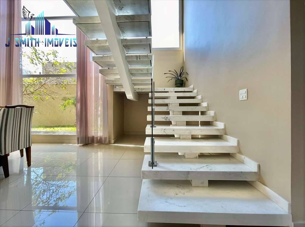 Casa à venda com 4 quartos, 315m² - Foto 26