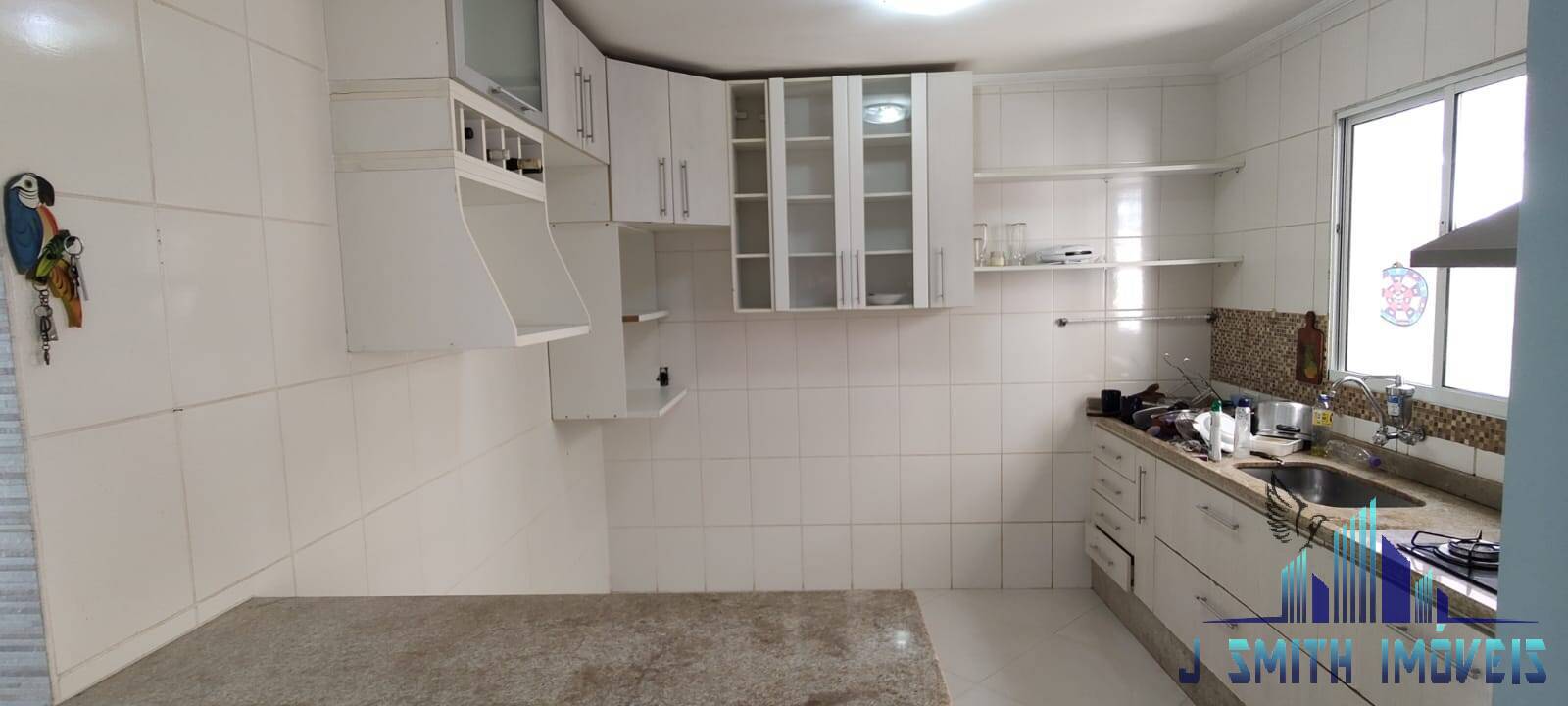 Casa à venda e aluguel com 3 quartos, 82m² - Foto 8