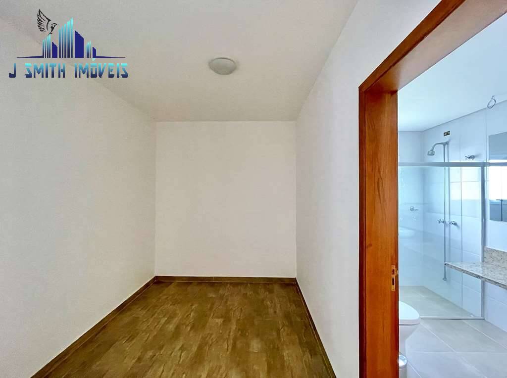 Casa à venda com 3 quartos, 271m² - Foto 24