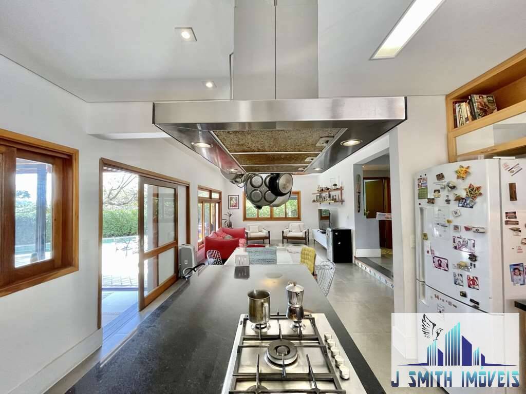 Casa à venda com 5 quartos, 302m² - Foto 5