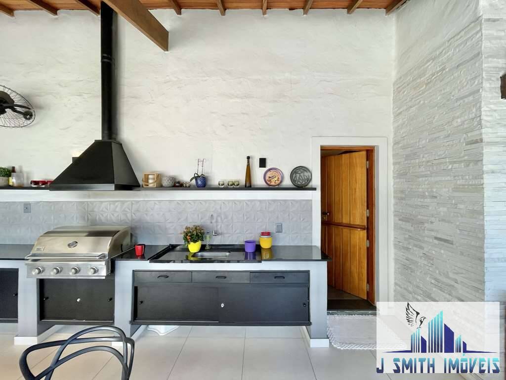 Casa à venda com 5 quartos, 302m² - Foto 12