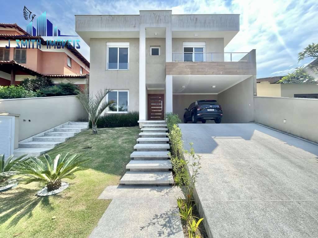 Casa à venda com 4 quartos, 358m² - Foto 1