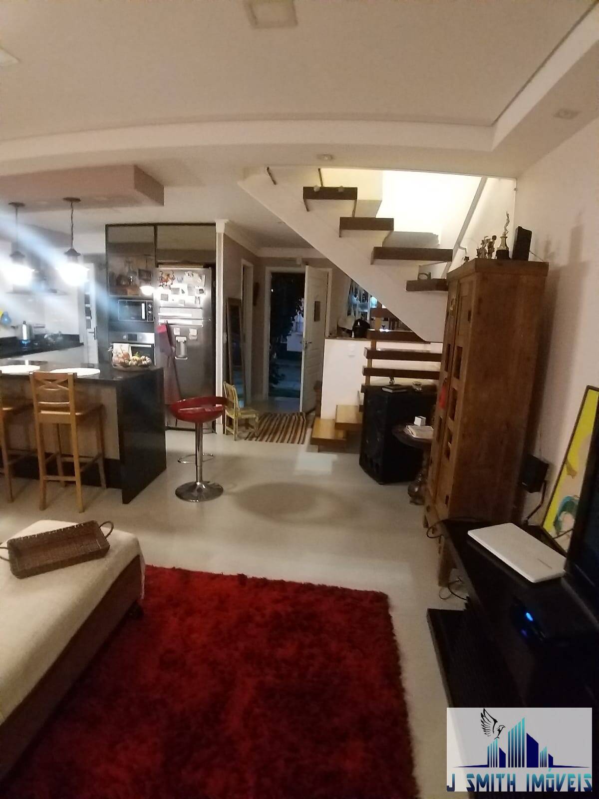 Casa à venda e aluguel com 3 quartos, 120m² - Foto 3