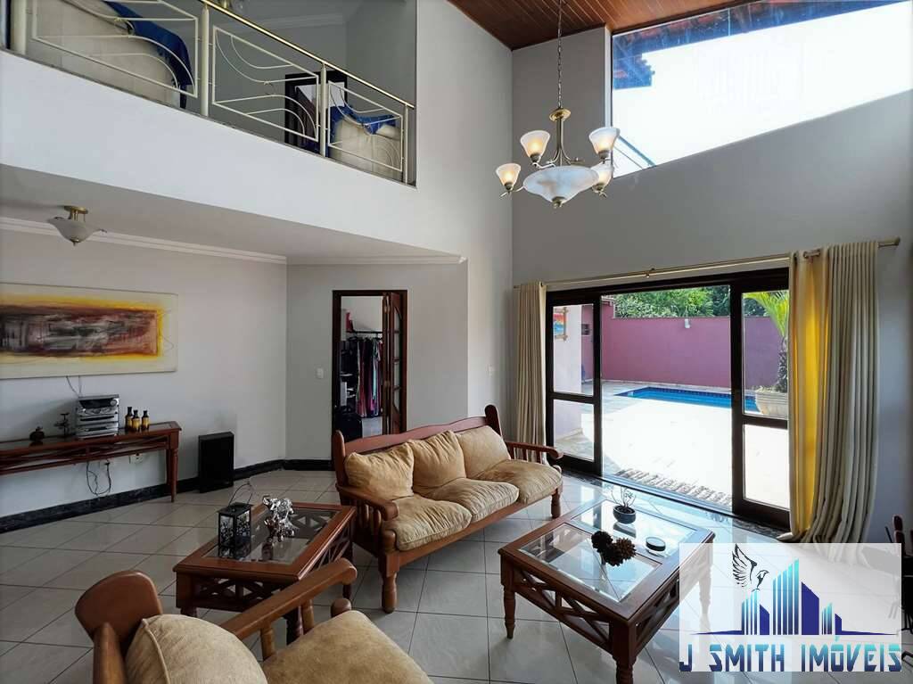 Casa à venda com 3 quartos, 360m² - Foto 17