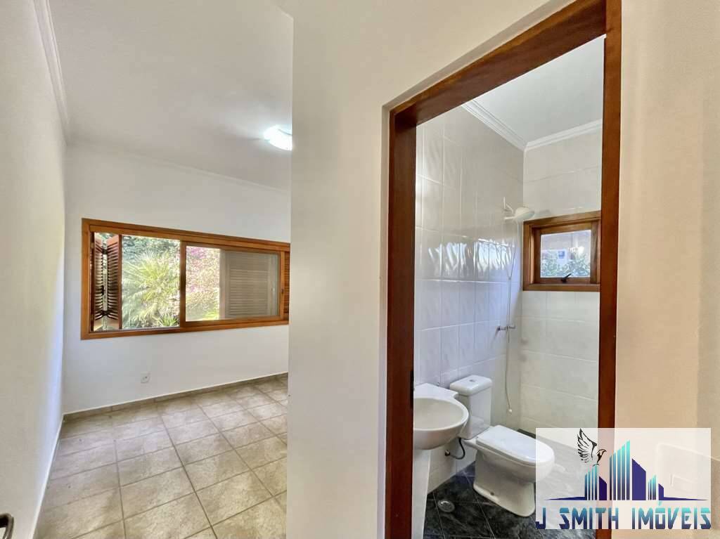 Casa à venda com 5 quartos, 311m² - Foto 11