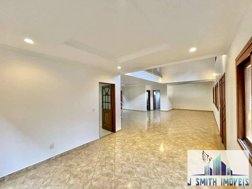 Casa à venda com 5 quartos, 311m² - Foto 13