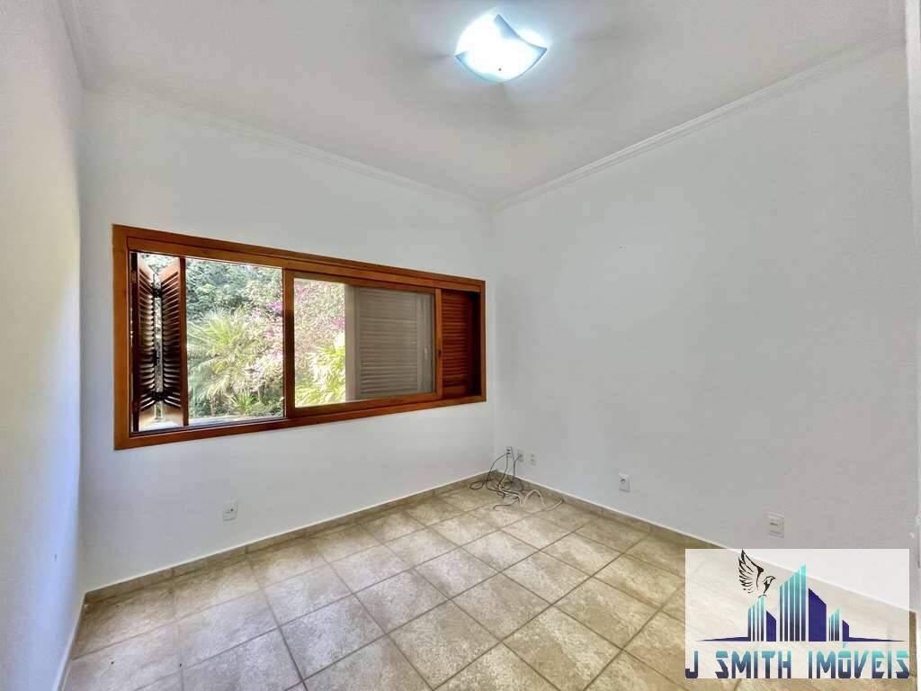 Casa à venda com 5 quartos, 311m² - Foto 16