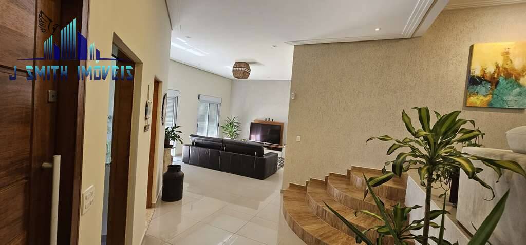 Casa à venda com 3 quartos, 358m² - Foto 4