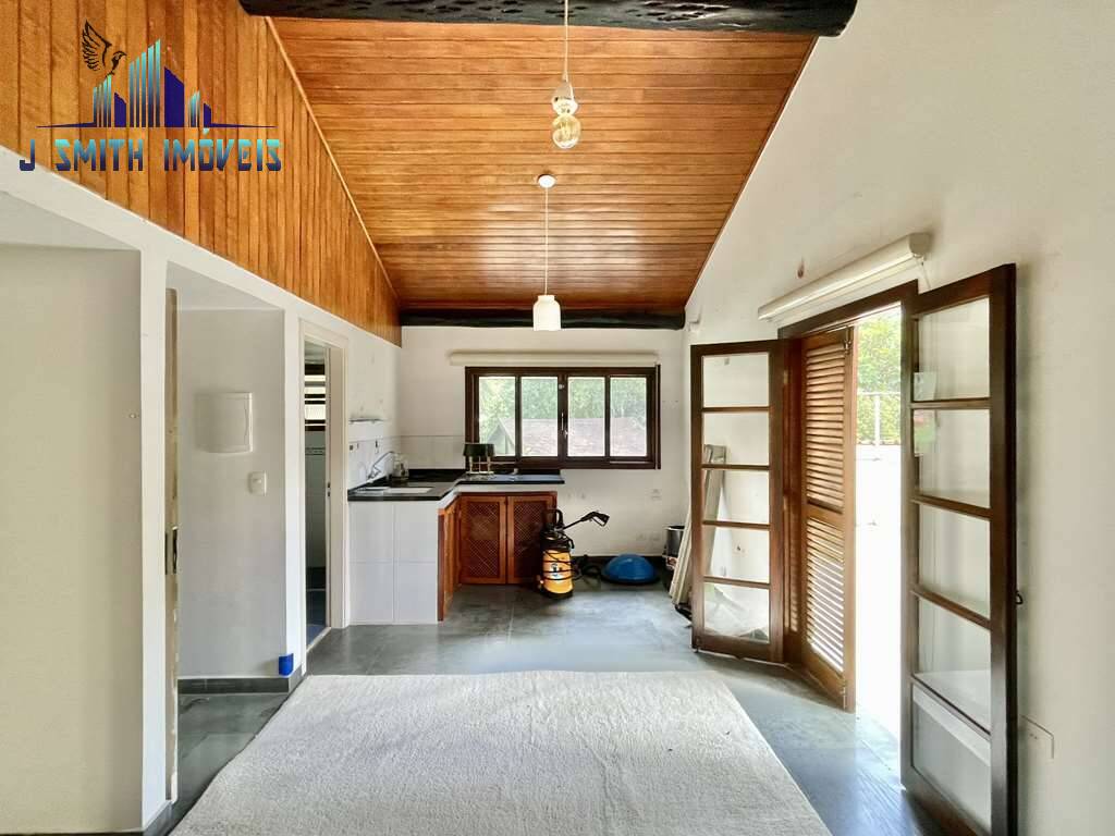 Casa à venda com 4 quartos, 1090m² - Foto 29