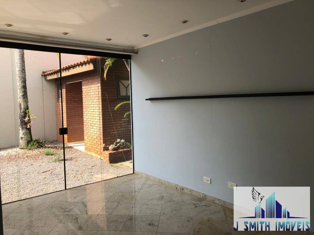 Casa à venda com 4 quartos, 250m² - Foto 10