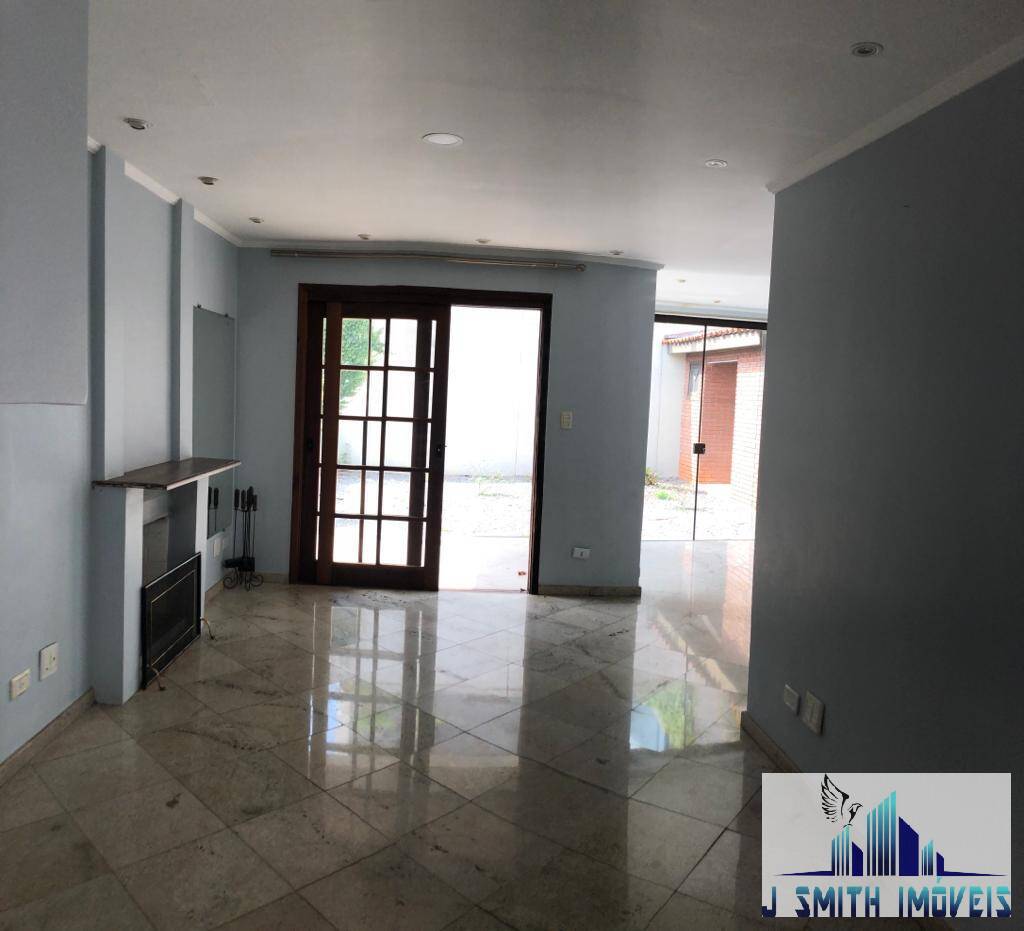 Casa à venda com 4 quartos, 250m² - Foto 11