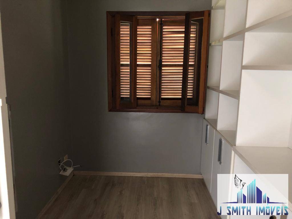 Casa à venda com 4 quartos, 250m² - Foto 19