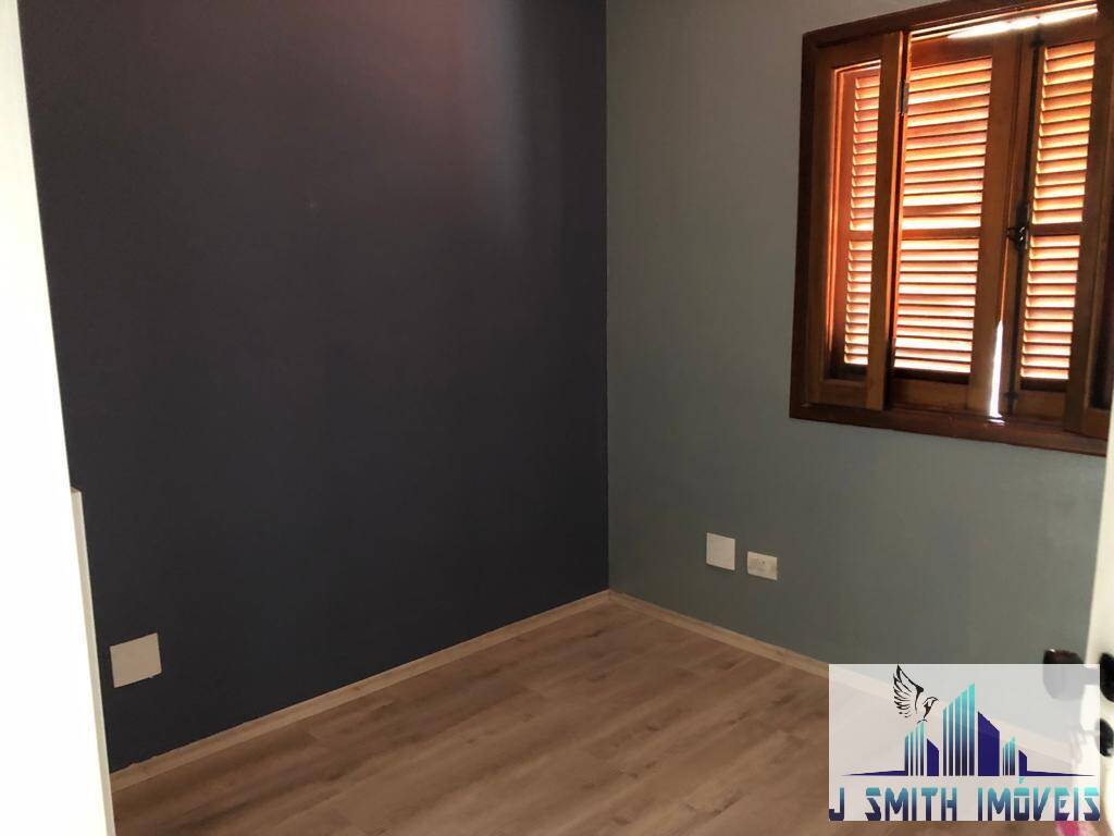 Casa à venda com 4 quartos, 250m² - Foto 25