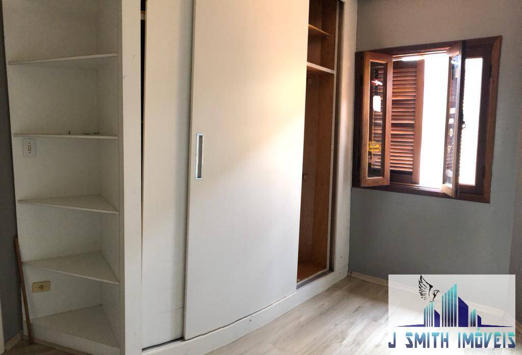 Casa à venda com 4 quartos, 250m² - Foto 31