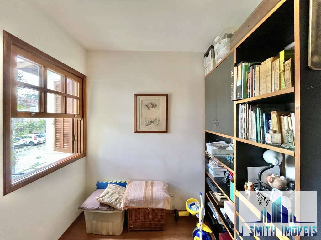 Casa à venda com 3 quartos, 81m² - Foto 26