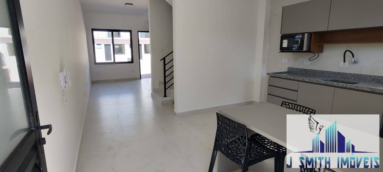 Casa para alugar com 2 quartos, 90m² - Foto 4