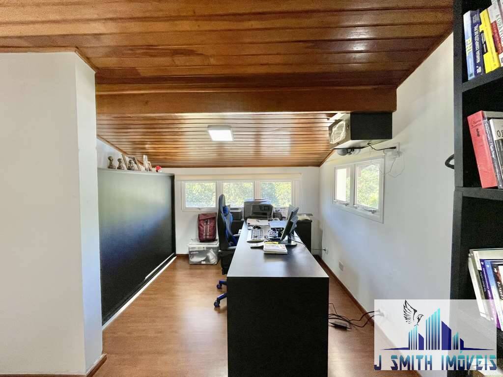 Casa à venda com 4 quartos, 556m² - Foto 25