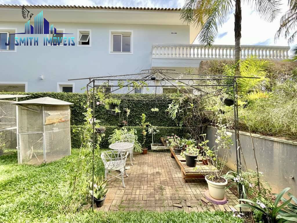 Casa à venda com 4 quartos, 380m² - Foto 25