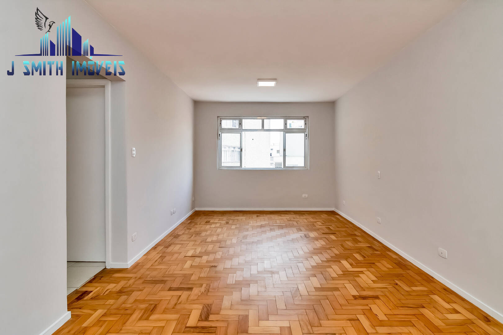 Apartamento à venda com 1 quarto, 32m² - Foto 2