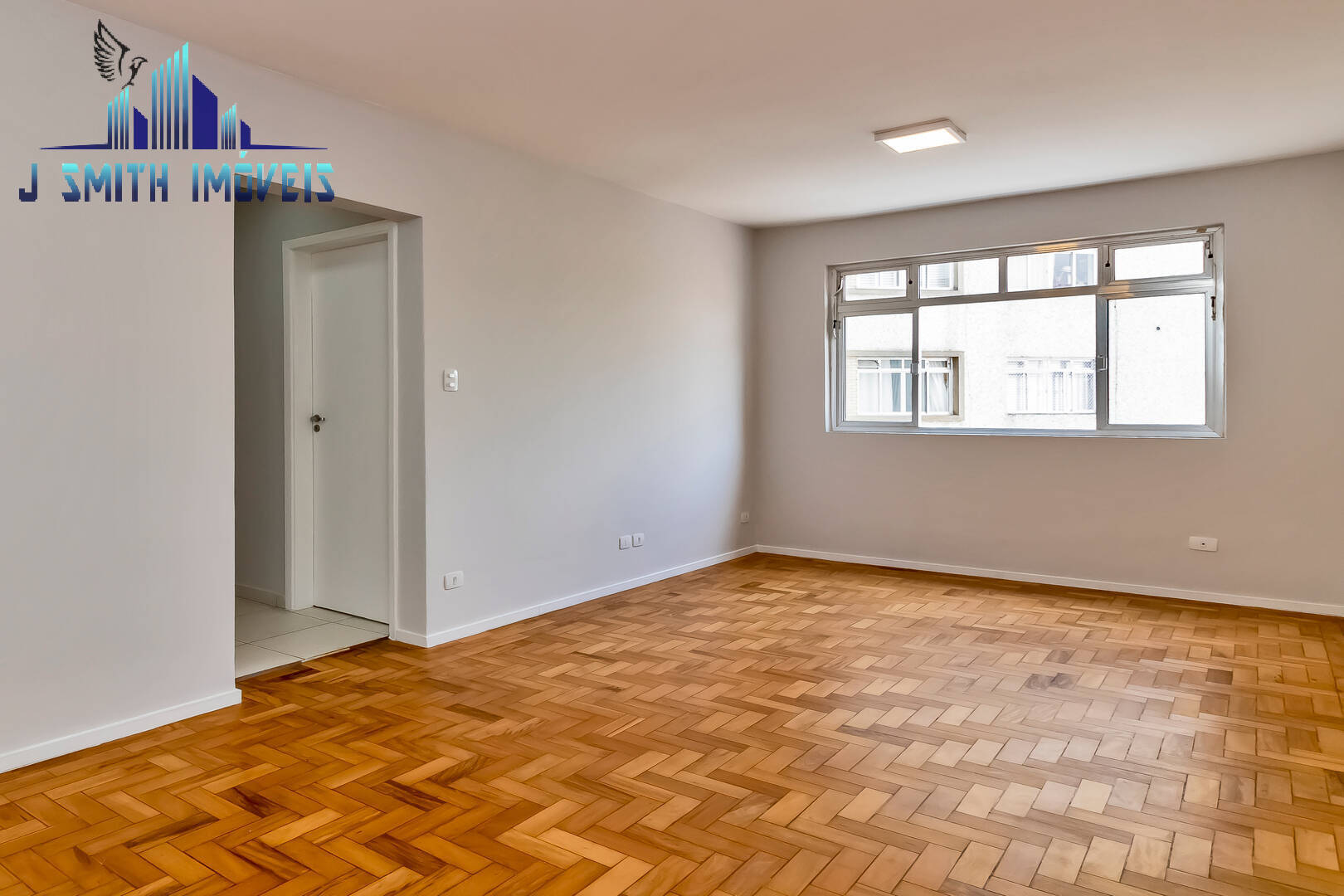 Apartamento à venda com 1 quarto, 32m² - Foto 1