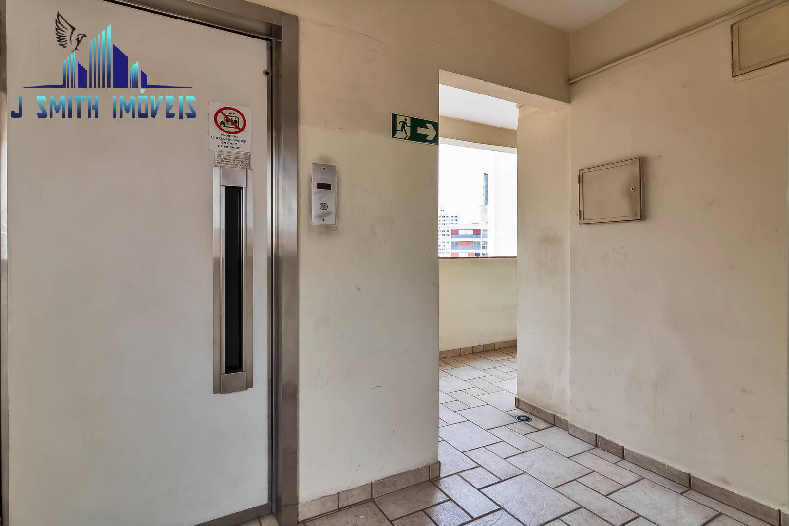 Apartamento à venda com 1 quarto, 32m² - Foto 16