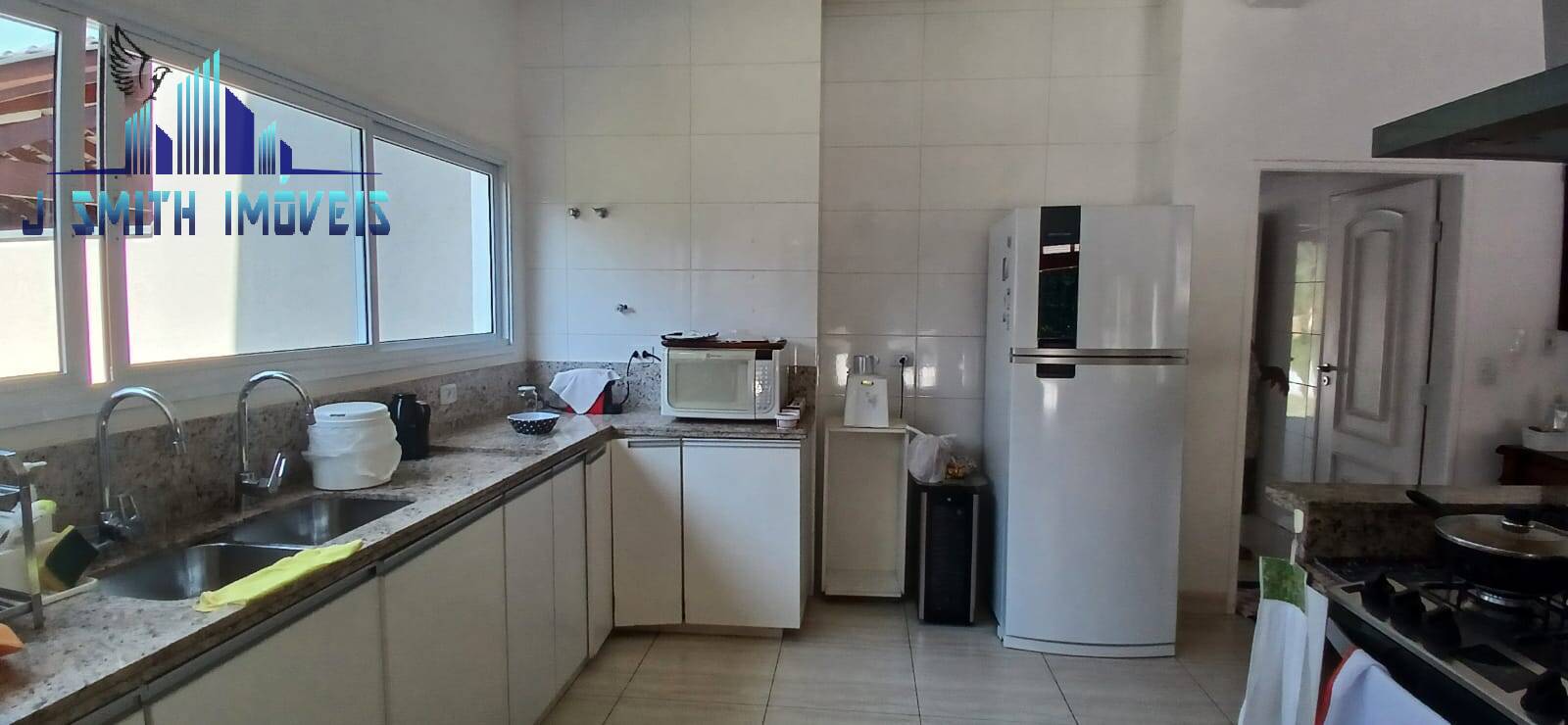 Casa à venda com 10 quartos, 970m² - Foto 11