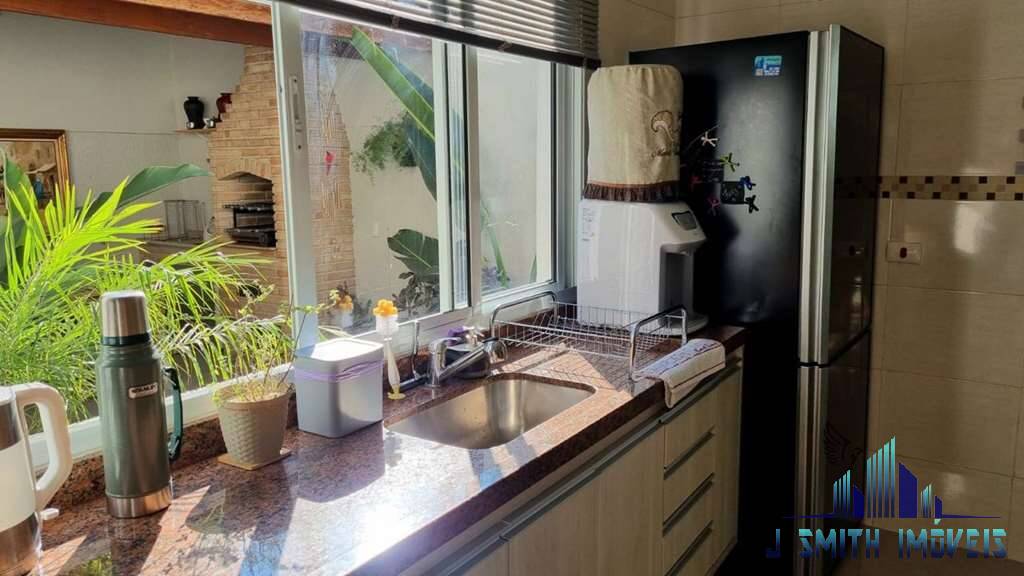 Casa à venda com 3 quartos, 183m² - Foto 12