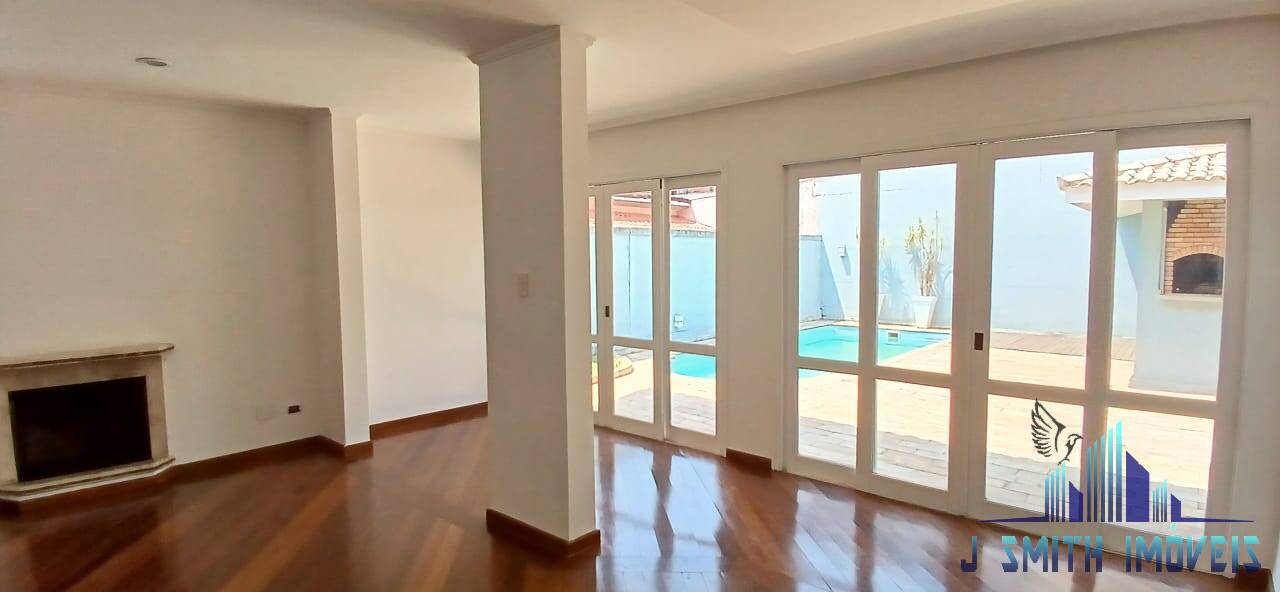 Casa para alugar com 3 quartos, 250m² - Foto 7