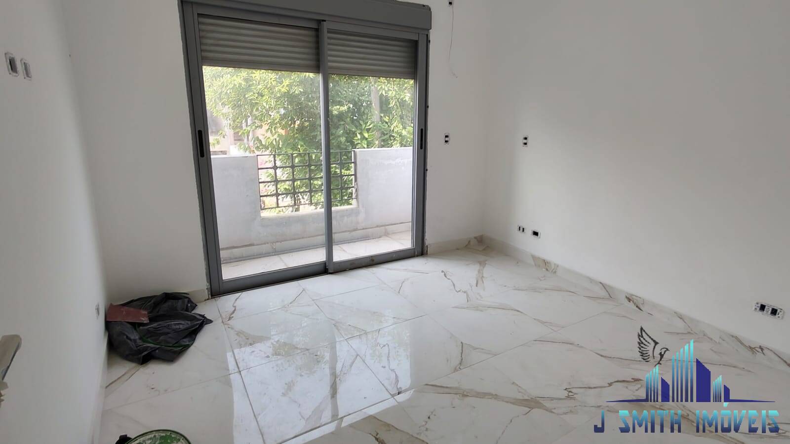 Casa à venda e aluguel com 3 quartos, 203m² - Foto 11