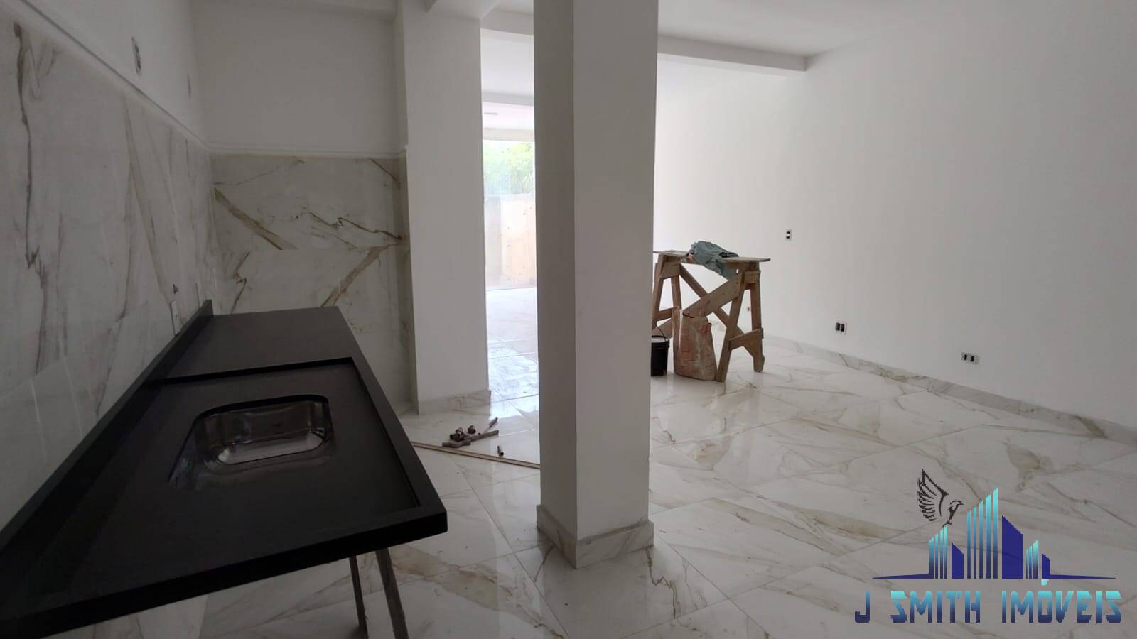 Casa à venda e aluguel com 3 quartos, 203m² - Foto 3