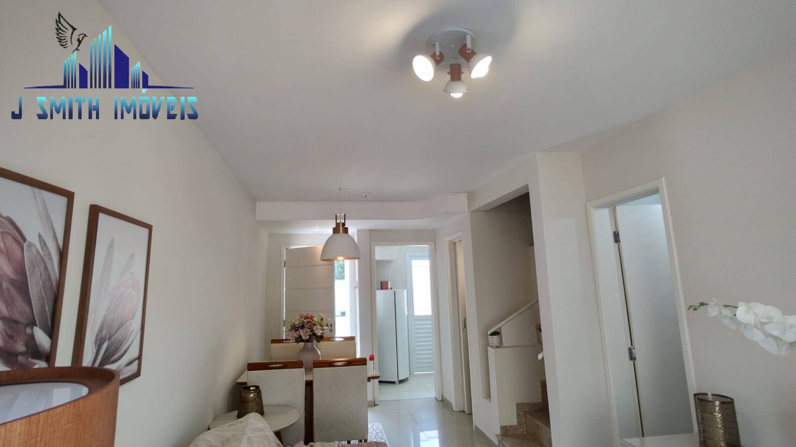 Casa à venda com 2 quartos, 67m² - Foto 4