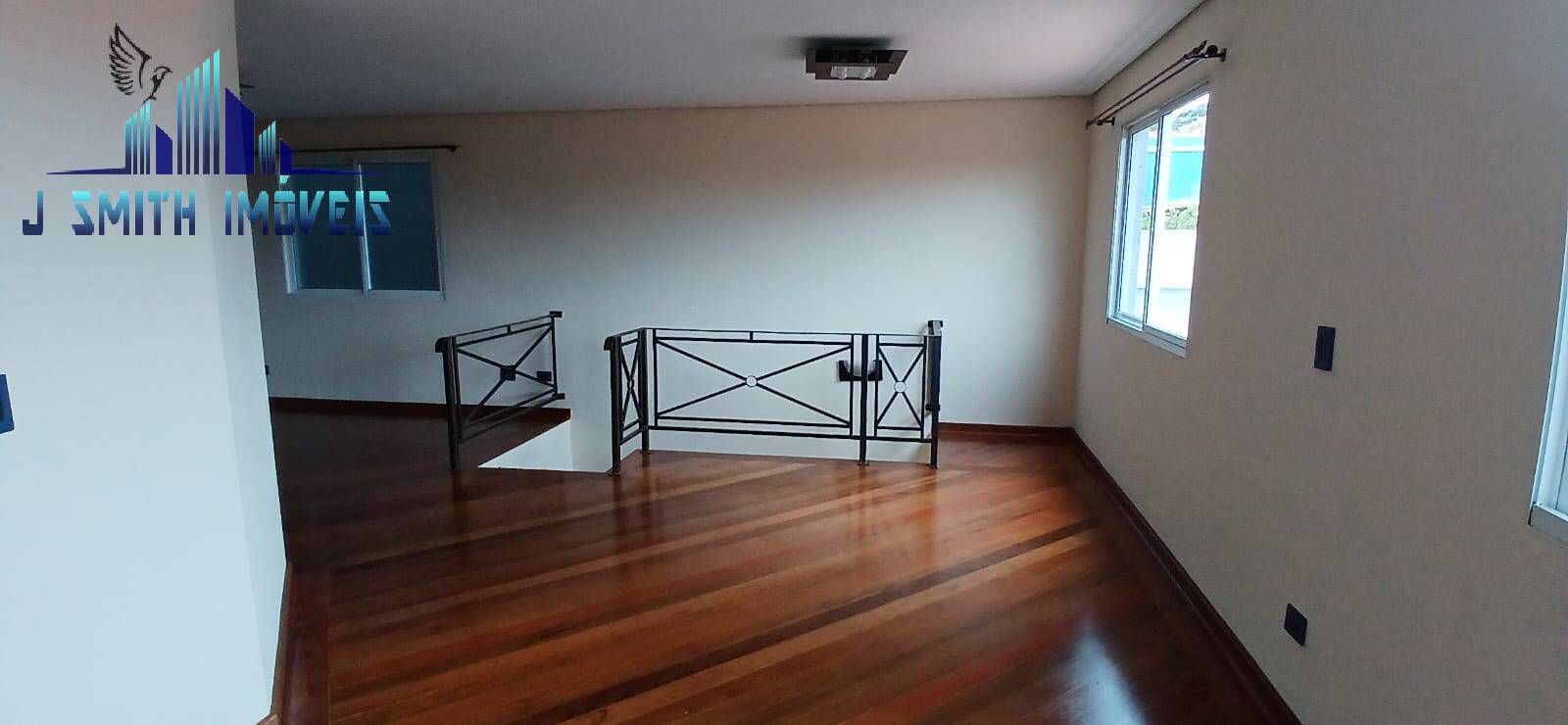 Casa para alugar com 3 quartos, 300m² - Foto 4