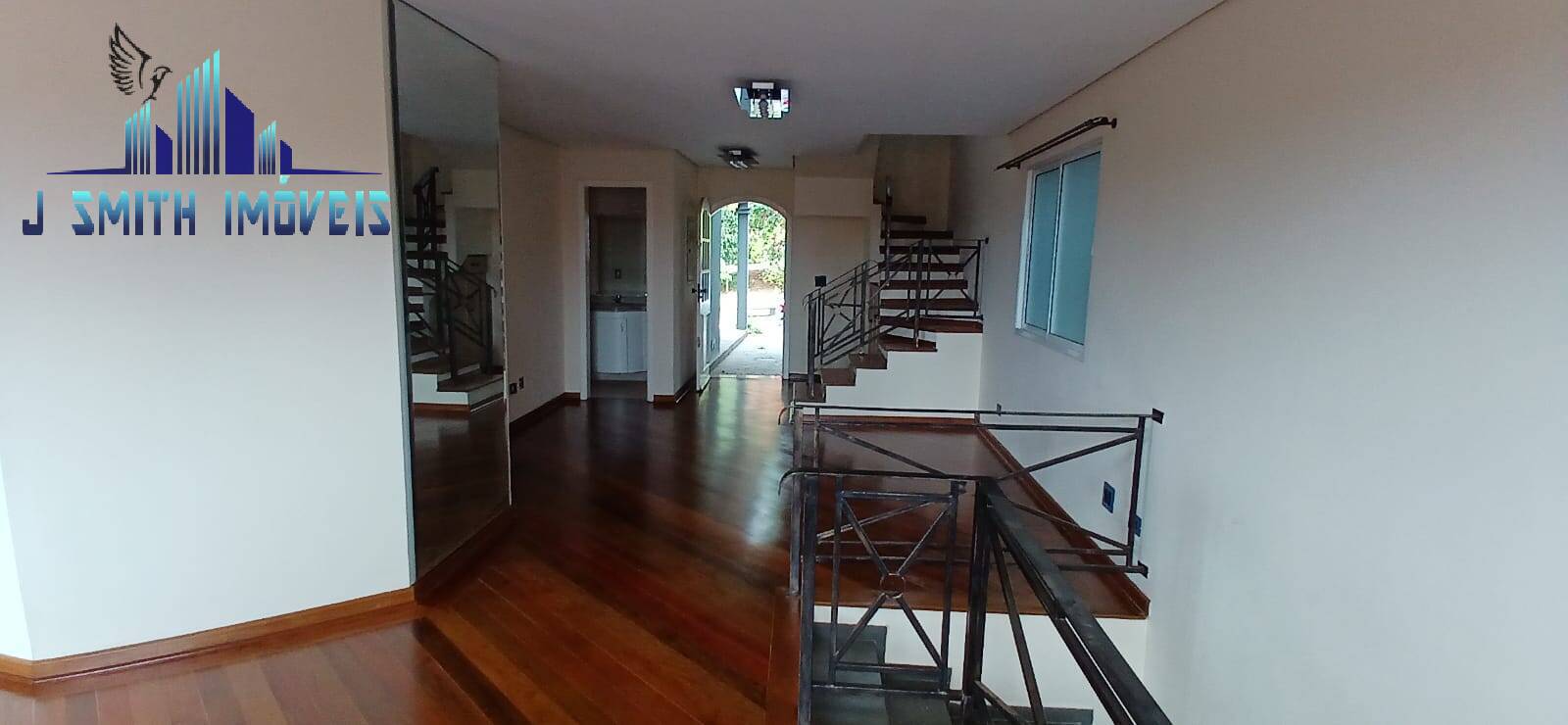 Casa para alugar com 3 quartos, 300m² - Foto 3