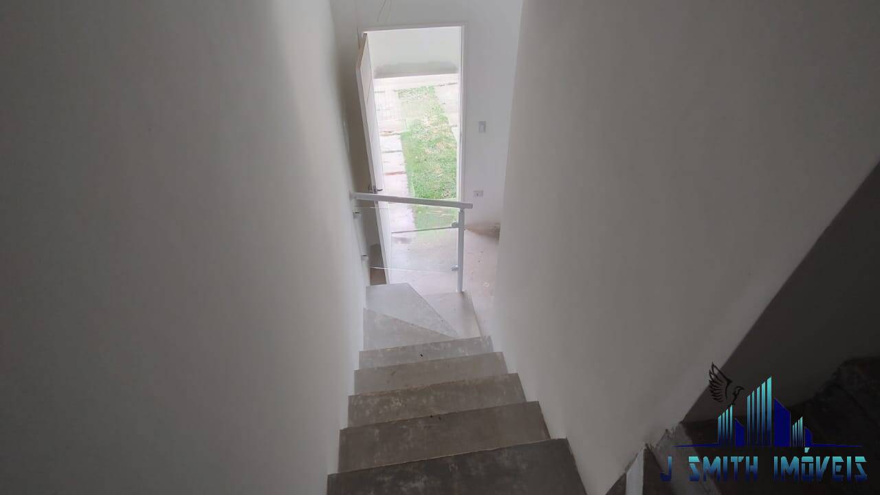 Casa à venda com 3 quartos, 100m² - Foto 12